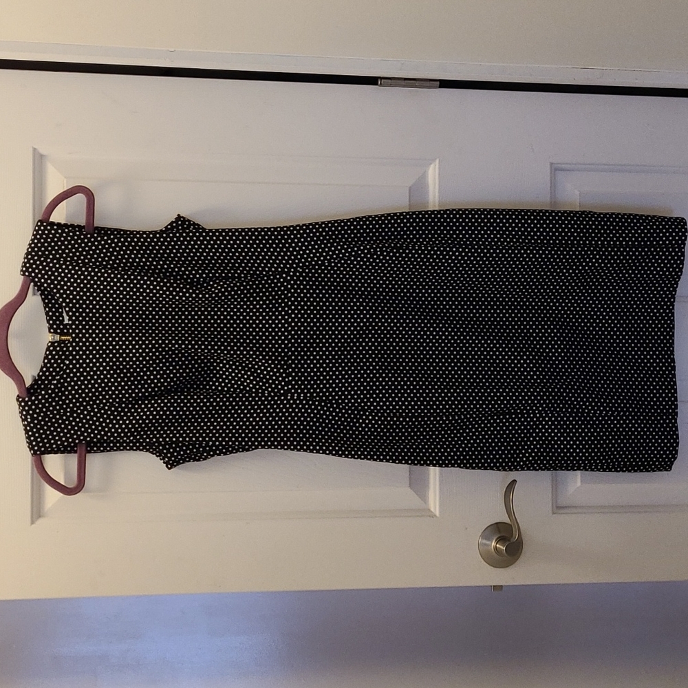 Black with white polka dots Sleeveless dress